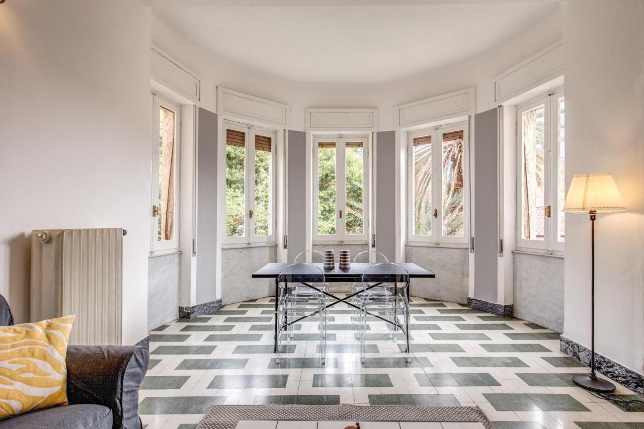 Aweshomeitaly - Bay Windows Apartment La Spezia Eksteriør billede